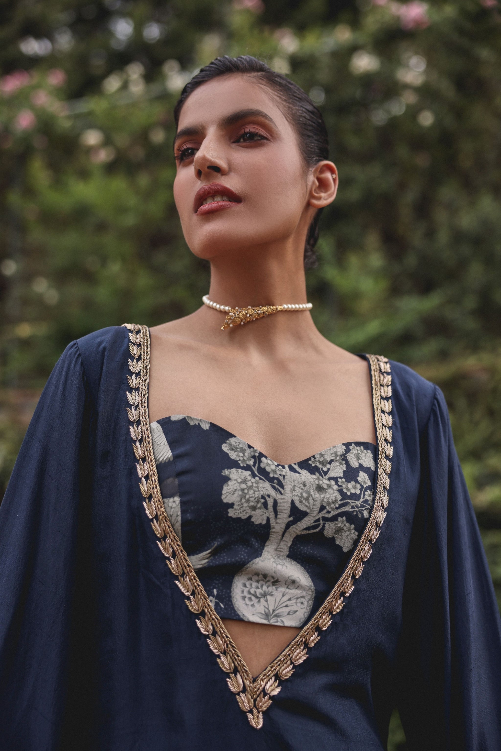 Navy blue floral Farsi