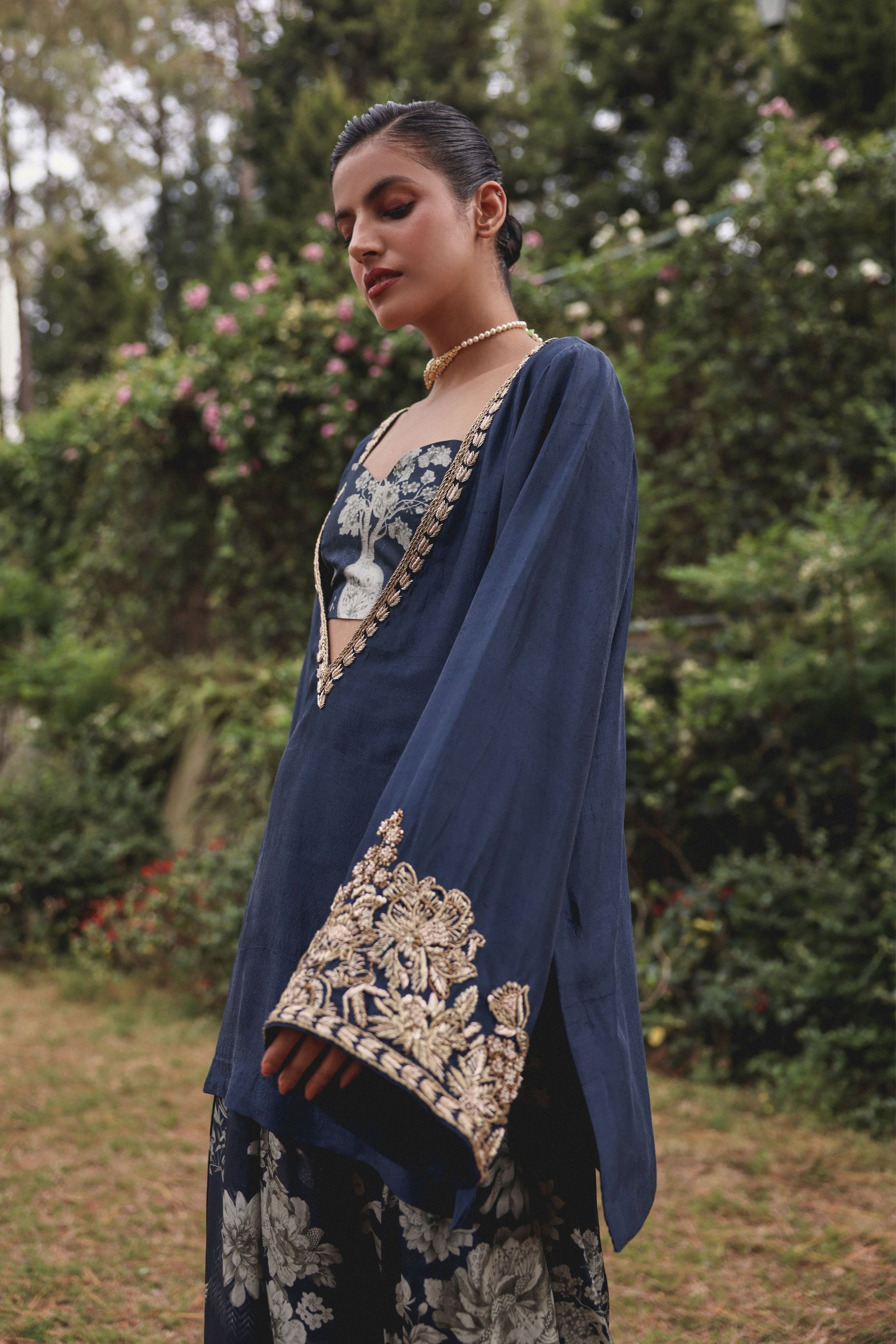 Navy blue floral Farsi